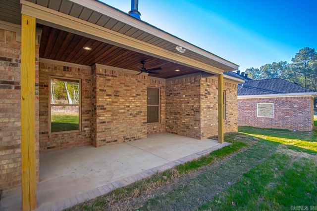 3209 Galloway Drive, Benton, AR 72015