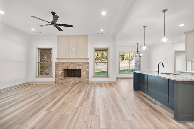 3209 Galloway Drive, Benton, AR 72015