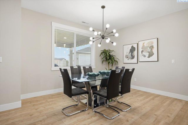 6915 Lamb Court, Pasco, WA 99301