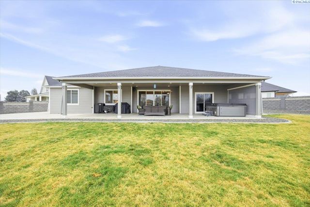 6915 Lamb Court, Pasco, WA 99301