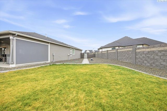 6915 Lamb Court, Pasco, WA 99301