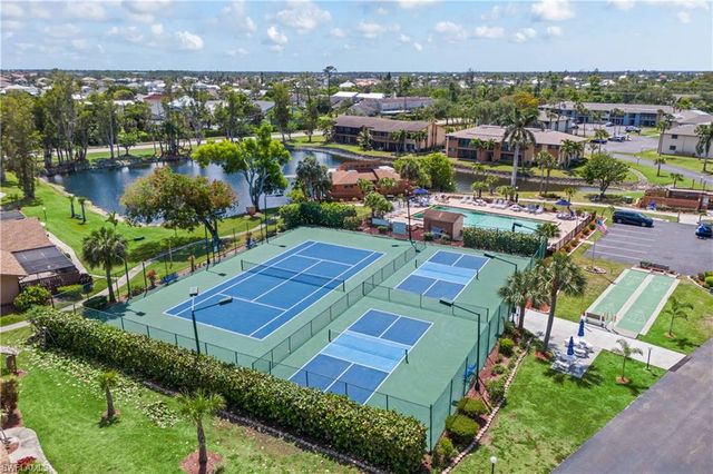 17348 Birchwood LN, Fort Myers, FL 33908