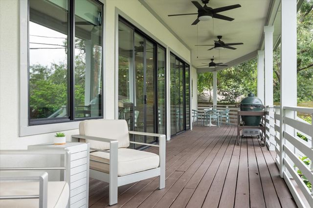 1010 Waltway Drive, Houston, TX 77008