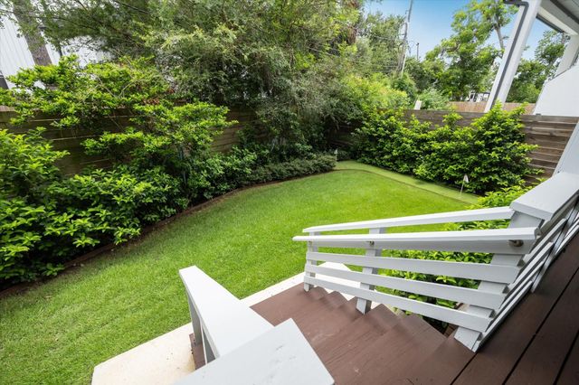 1010 Waltway Drive, Houston, TX 77008