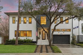 1010 Waltway Drive, Houston, TX 77008