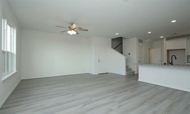 1615 Revolution Way, Missouri City, TX 77459