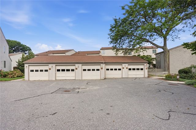 45 Seabreeze Lane 45, Bristol, RI 02809