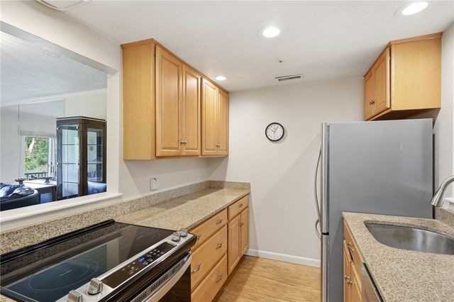 45 Seabreeze Lane 45, Bristol, RI 02809