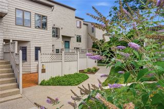 45 Seabreeze Lane 45, Bristol, RI 02809