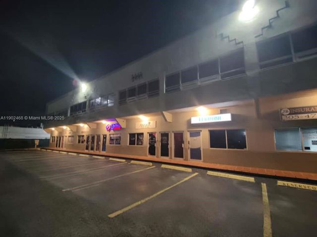 2441 NW 93rd Ave 106 A and B, Doral, FL 33172