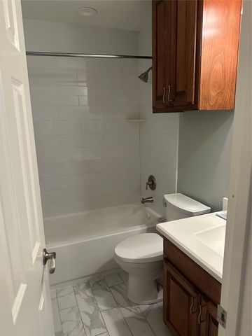 714 Greenridge Drive, Arlington, TX 76017