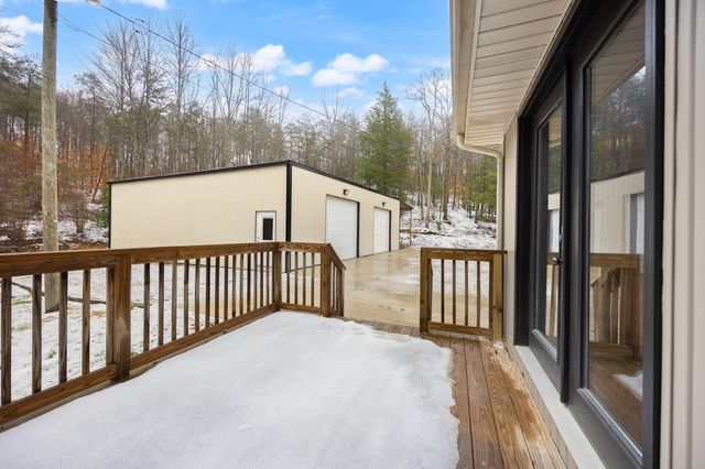 118 Gene Jones Road, Stearns, KY 42647