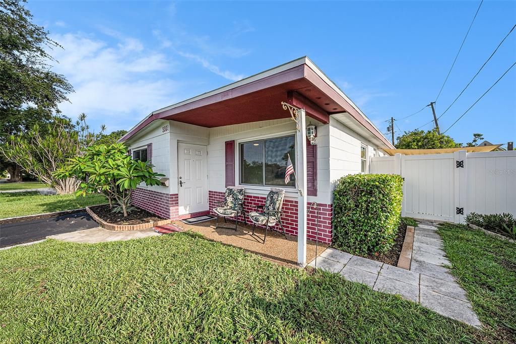 5801 EMERSON AVENUE S, St Petersburg, FL 33707