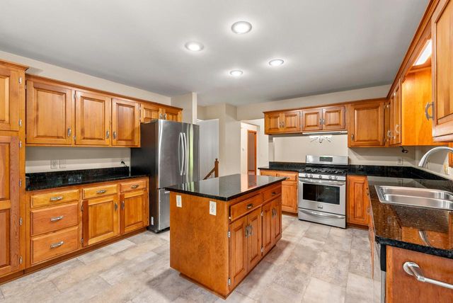 5510 Maple ROAD, West Bend, WI 53095