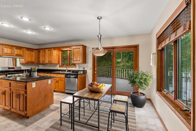 5510 Maple ROAD, West Bend, WI 53095