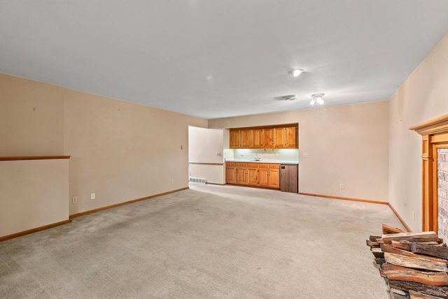 5510 Maple ROAD, West Bend, WI 53095