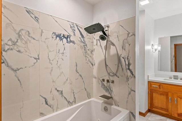 5510 Maple ROAD, West Bend, WI 53095