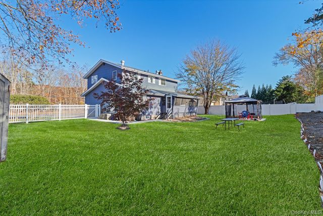 164 Colonial Springs Road, Wheatley Heights, NY 11798