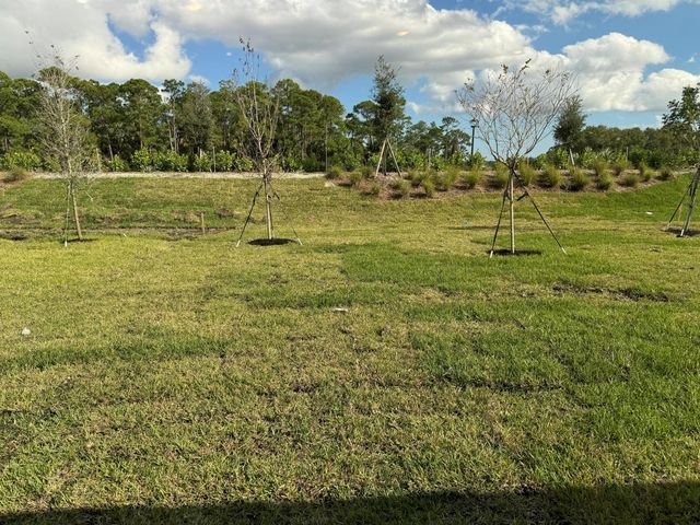 10509 NW Suncrest Lp, Port St Lucie, FL 34987