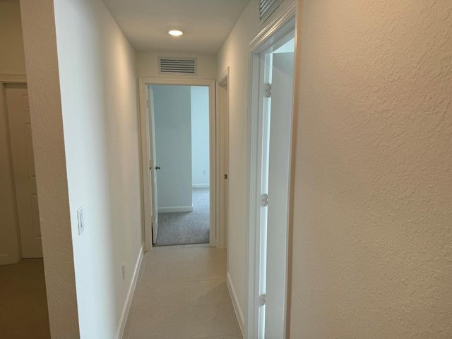 10509 NW Suncrest Lp, Port St Lucie, FL 34987