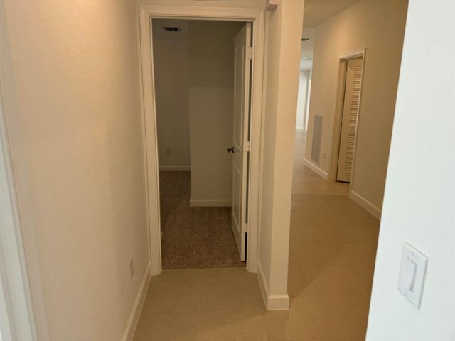 10509 NW Suncrest Lp, Port St Lucie, FL 34987