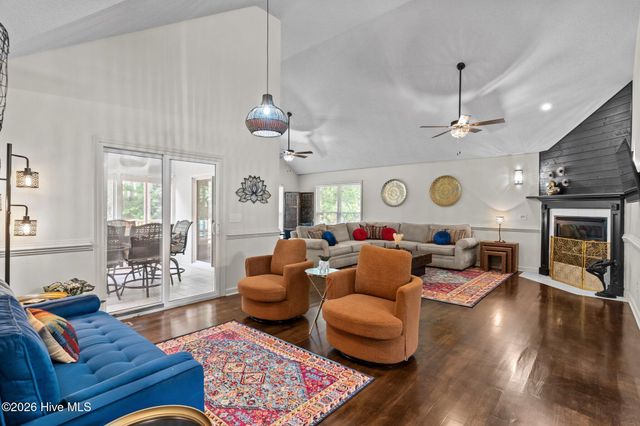 1528 Gores Landing Road SW, Ocean Isle Beach, NC 28469