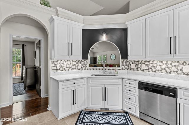 1528 Gores Landing Road SW, Ocean Isle Beach, NC 28469