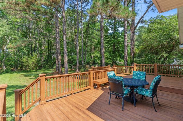 1528 Gores Landing Road SW, Ocean Isle Beach, NC 28469