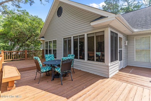 1528 Gores Landing Road SW, Ocean Isle Beach, NC 28469