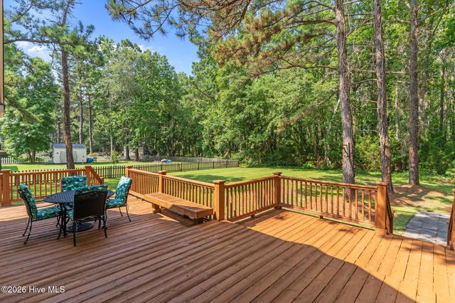 1528 Gores Landing Road SW, Ocean Isle Beach, NC 28469