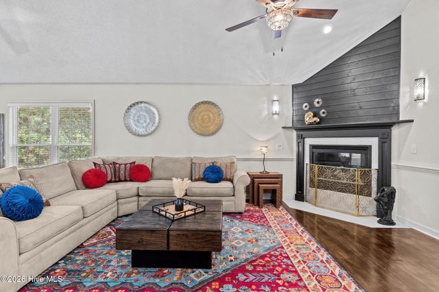1528 Gores Landing Road SW, Ocean Isle Beach, NC 28469
