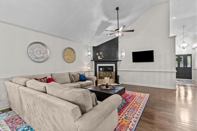 1528 Gores Landing Road SW, Ocean Isle Beach, NC 28469