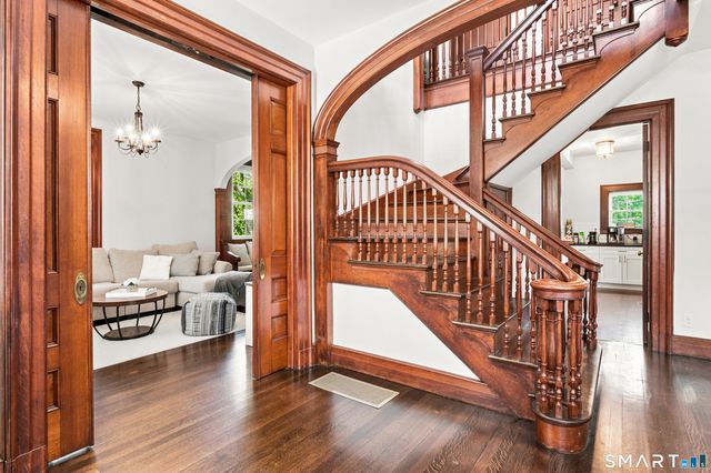 329 Alden Avenue, New Haven, CT 06511