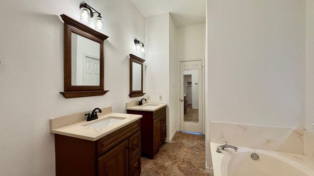 15027 W Winding Black Cherry Lane, Cypress, TX 77433