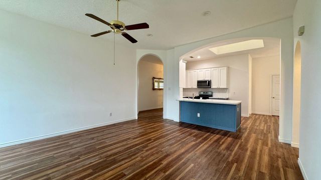 15027 W Winding Black Cherry Lane, Cypress, TX 77433