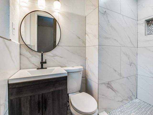 2117 Beaumont Street, Grand Prairie, TX 75051