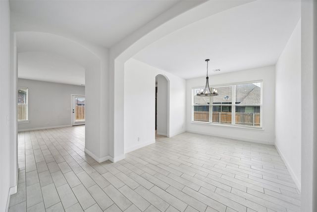 11806 N 131 East Avenue, Collinsville, OK 74021