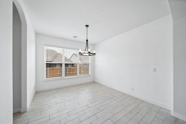 11806 N 131 East Avenue, Collinsville, OK 74021