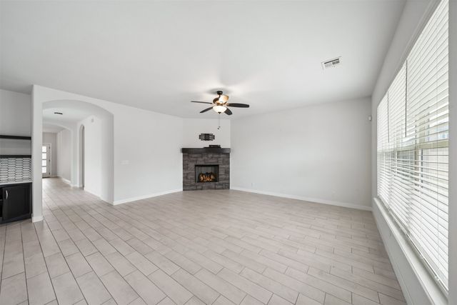 11806 N 131 East Avenue, Collinsville, OK 74021