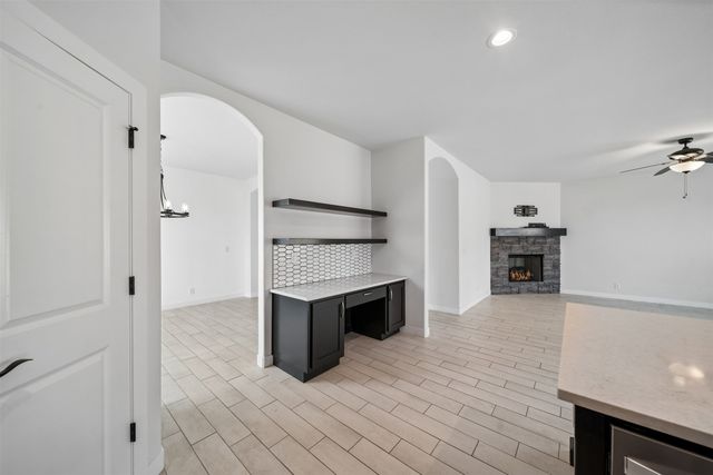 11806 N 131 East Avenue, Collinsville, OK 74021