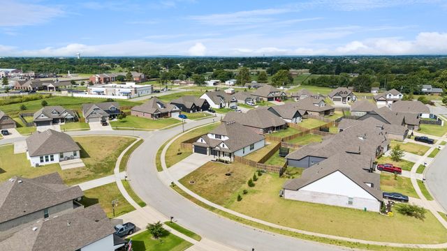 11806 N 131 East Avenue, Collinsville, OK 74021