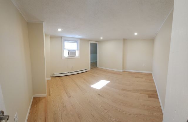 82 Sea St. 82, Weymouth, MA 02191
