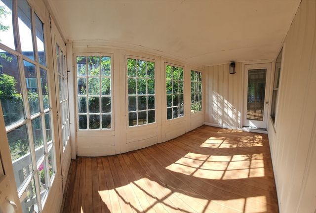 82 Sea St. 82, Weymouth, MA 02191