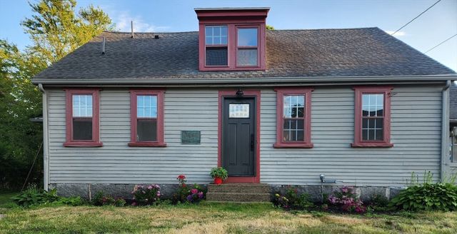 82 Sea St. 82, Weymouth, MA 02191