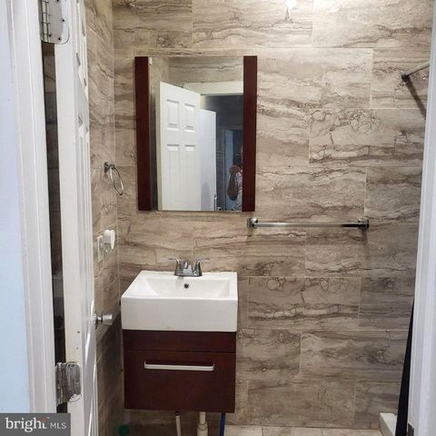 6108 WALNUT ST, Philadelphia, PA 19139