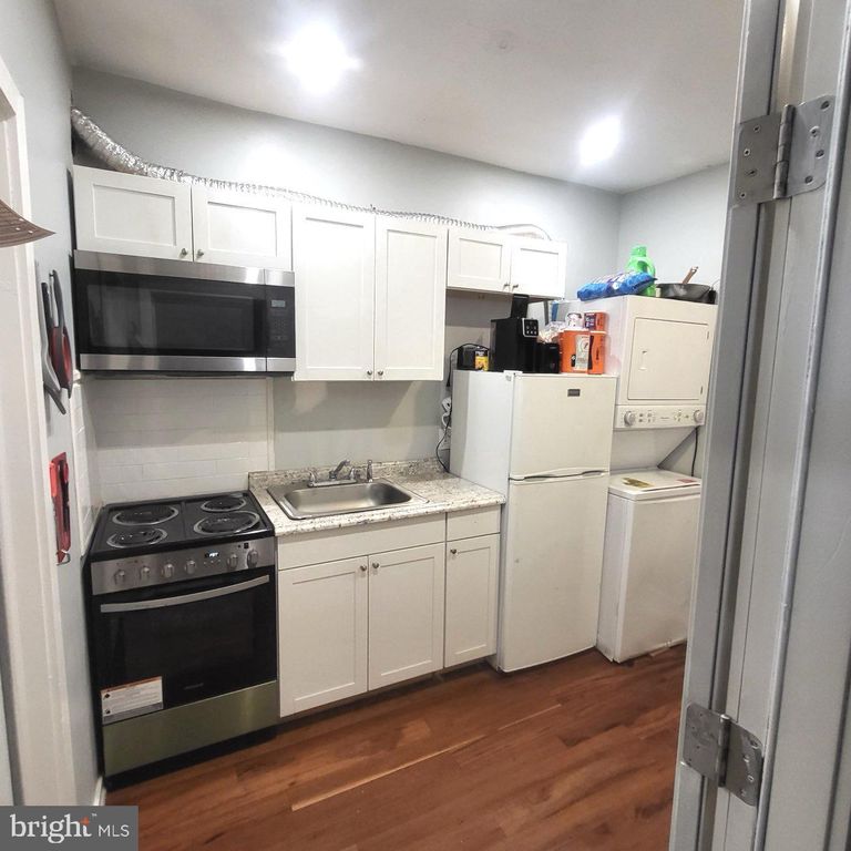 6108 WALNUT ST, Philadelphia, PA 19139