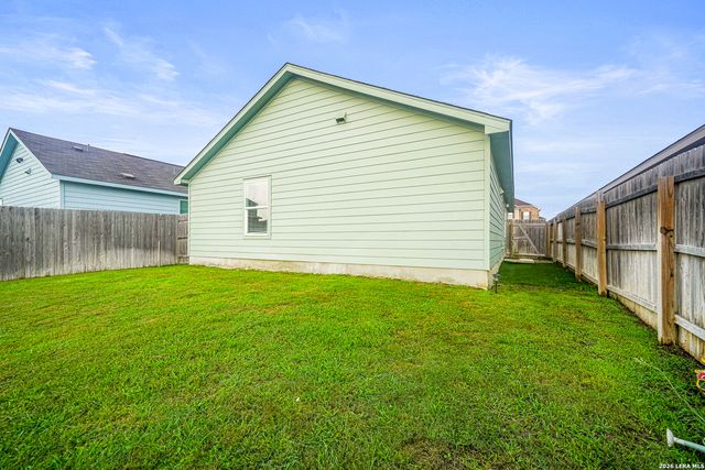 6522 Runaway Row, Converse, TX 78109