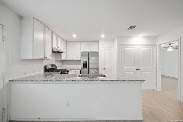 6522 Runaway Row, Converse, TX 78109
