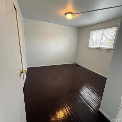 20098 Brian Court, Clinton Township, MI 48035