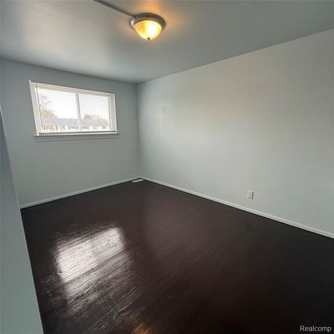 20098 Brian Court, Clinton Township, MI 48035